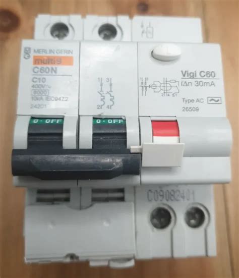 DISJONCTEUR DIFFÉRENTIEL MERLIN GERIN C60N 2P C 10A Vigi 30mA 26511