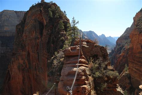 Hands Down The Scariest Hike Ive Experienced Angels Landing Zion