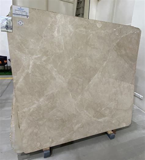 Beige Bianco Light Marble Slab For Flooring Thickness 18 20 Mm At Rs