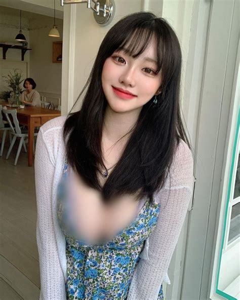 Đỏ mặt hot girl xinh đẹp mặc hở bạo khoe vòng Báo Tri thức và Cuộc sống TIN TỨC PHỔ BIẾN