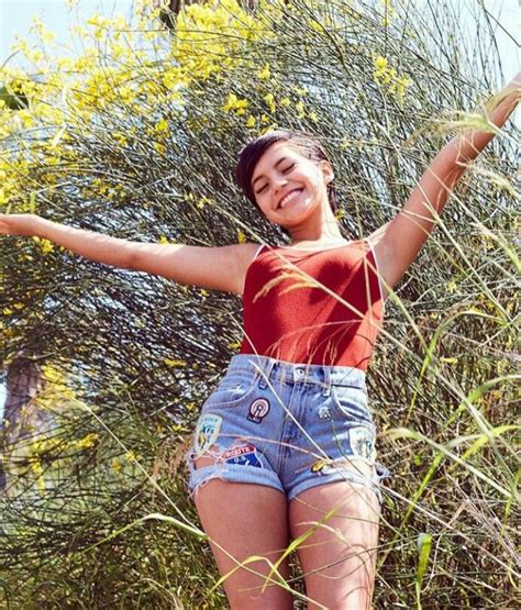 Pin On Isabela Moner