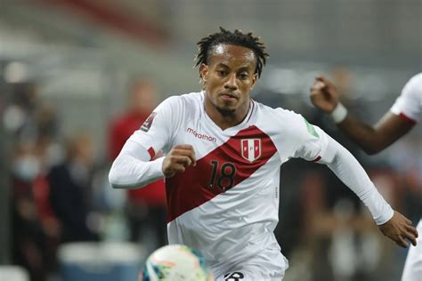 André Carrillo A Subi Une Grave Blessure Au Genou Est Absent Pour Le Pérou Contre Le Paraguay