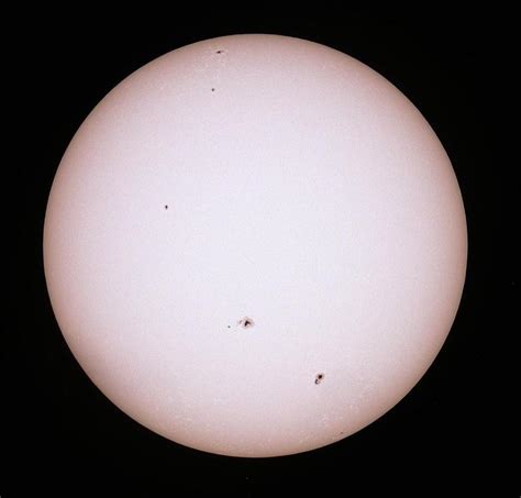 Sun In White Light 82523 Full Solar Observing And Imaging Cloudy Nights