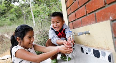 MVCS ejecuta 189 obras de agua y saneamiento rural por más de S 1 300