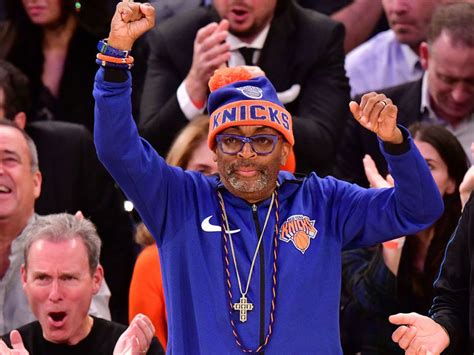 Spike Lee spends $69K on net from Knicks' 1970 NBA title | theScore.com