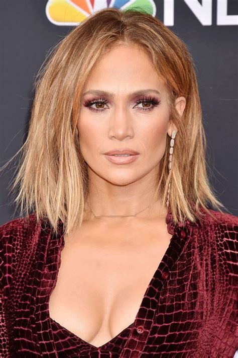 Jennifer Lopez S Hairstyles Hair Colors Steal Her Style Jennifer