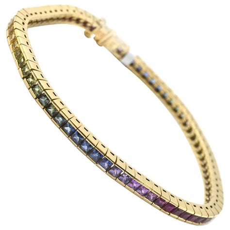 6 63 Carat Rainbow Sapphire 18 Karat Yellow Gold Bracelet For Sale At