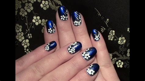 Nageldesign Blumen Für Kurze Nägel Zum Selber Machen Winter Nail Design Fingernägel