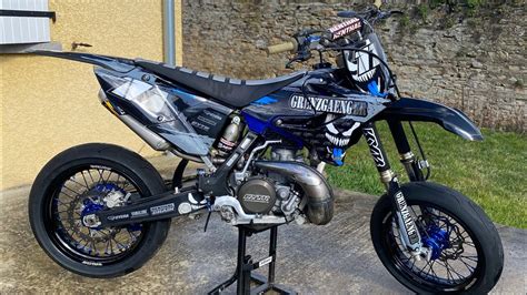 Yamaha Yz Supermotard Wheeling Youtube