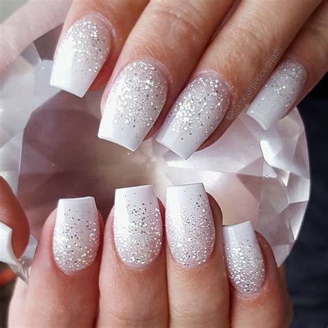 Pin By Emilee On Beauty White Glitter Nails White Sparkle Nails