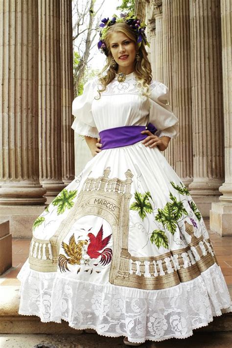 ️ Vestidos Mexicanos Tradicionales ️