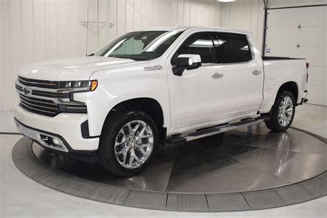 New 2019 Chevrolet Silverado 1500 High Country 4d Crew Cab In Paris 106798 Dan Cummins