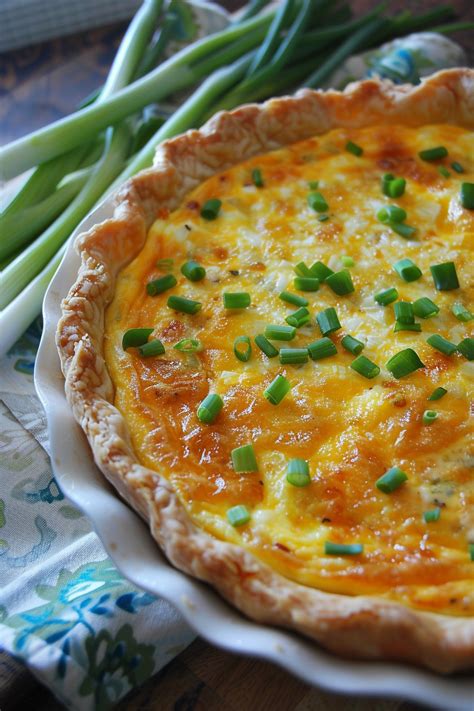 Three Cheese Quiche - That Oven Feelin