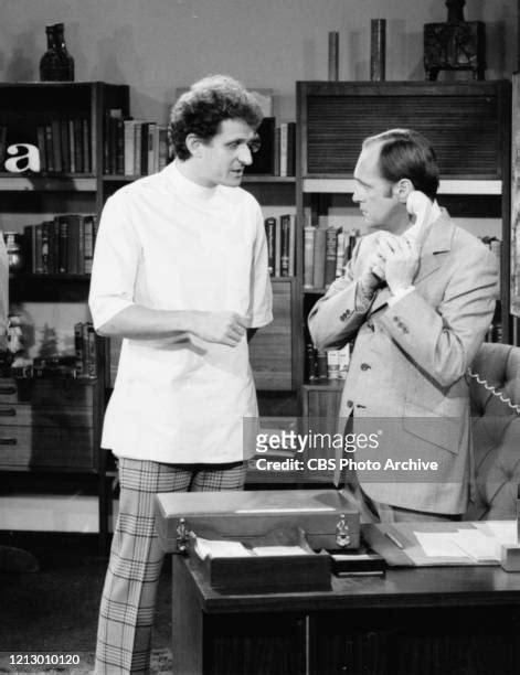 S The Bob Newhart Show Photos And Premium High Res Pictures Getty Images