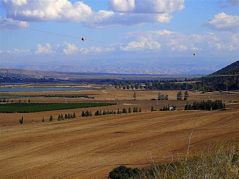 Naboths Vineyard Unearthed At Tel Jezreel Biblical Archaeology Society