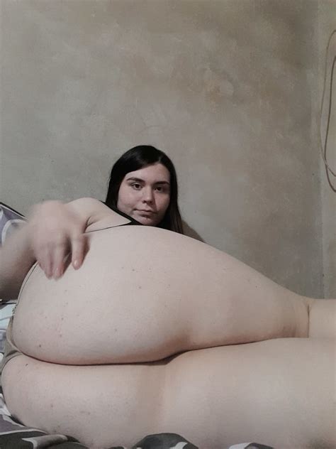 Go Watch My Videos And Get A Surprise In Your Messages Babe 7 Pics XHamster