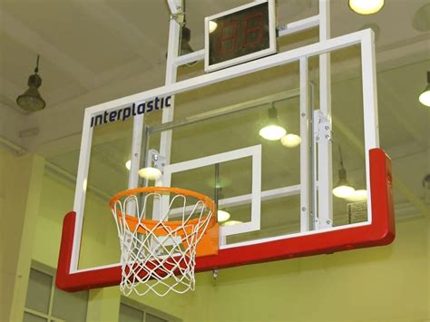 Basketball backboard made of tempered glass (with a support frame ...