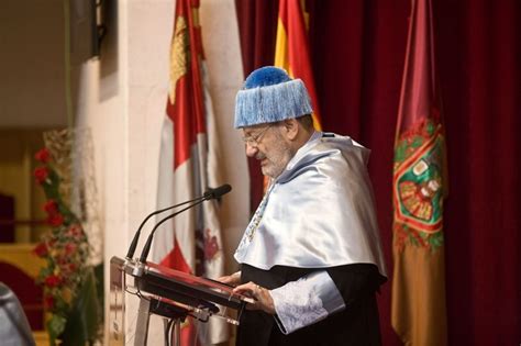 Umberto Eco Reconoce Su Amor A Burgos Durante El Acto De Investidura