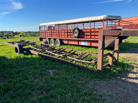 5 Bale Hay Trailer W Gooseneck Hitch Selling W Bill Of Sale