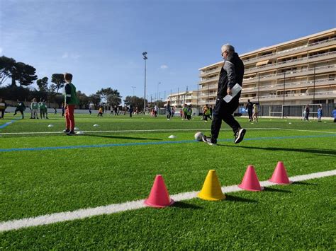 Découverte Futsal Scolaire au Cannet Rocheville DISTRICT DE LA COTE D