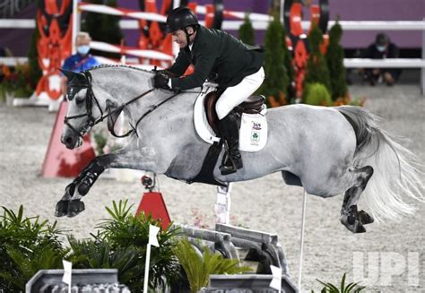 Photo: Equestrian Individual Jumping at the Tokyo Olympics ...