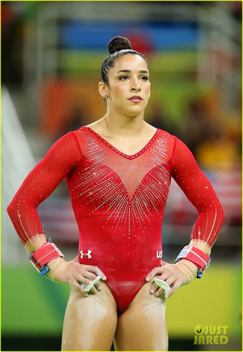 Simone Biles And Aly Raisman Take Gold And Silver In Gymnastics Floor Exercise Photo 3735342 2016