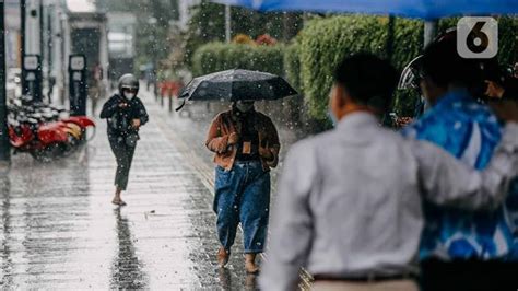 Cuaca Besok Senin 4 Juli 2022 Jabodetabek Pagi Berawan Dan Potensi