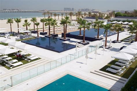 Best Beach Clubs In Dubai Whats On Beach Club Shopping Mall