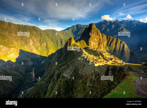 Machu Picchu Morning Hi Res Stock Photography And Images Alamy