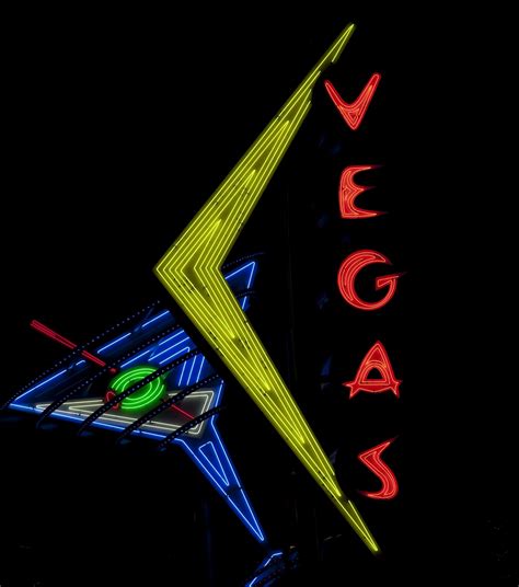 Las Vegas Signs Night Wallpapers - 4k, HD Las Vegas Signs Night ...