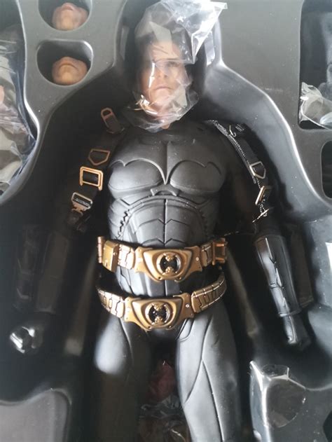 Batman Bruce Wayne Batsuit Version Exclusive Scale Figure Mms