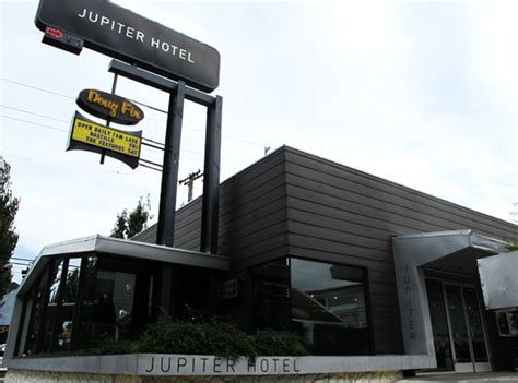 Jupiter Hotel Review - | A Hotel Life