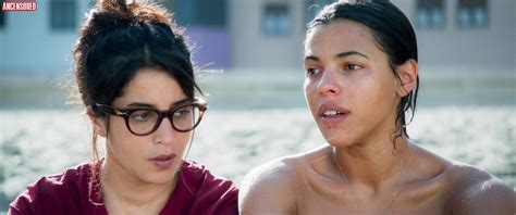 Zita Hanrot nude pics Страница