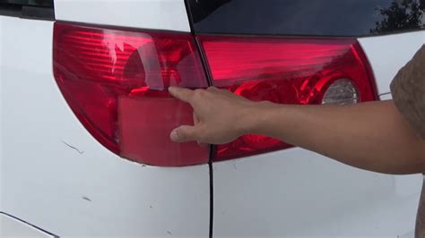 Toyota Sienna Tail Light Bulb Replacement