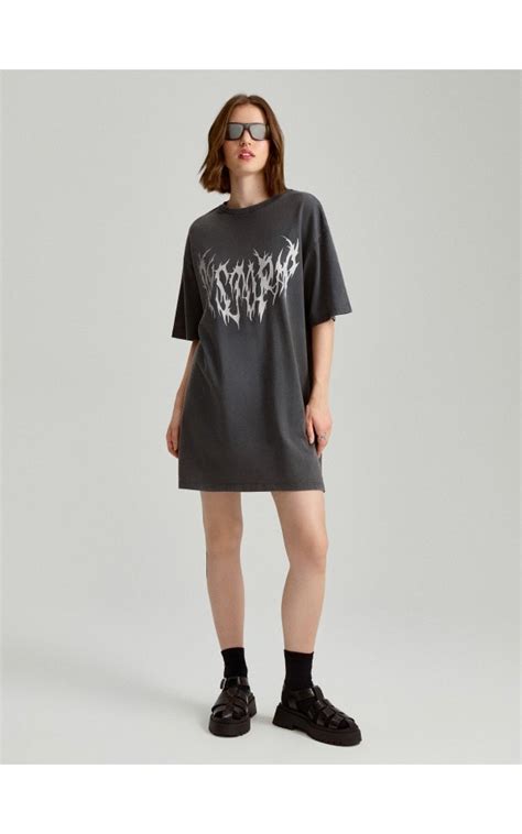 T Shirtowa Sukienka Mini Oversize Z Nadrukiem Y K House Bl X