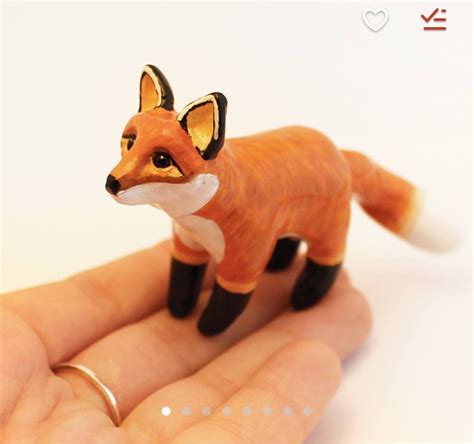 Pin By Naru Tan On Clay Ideas Pet Fox Animal Totems Animal Sculptures