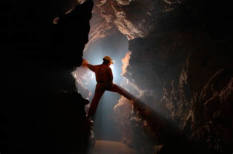 Espeleología Explora Segura