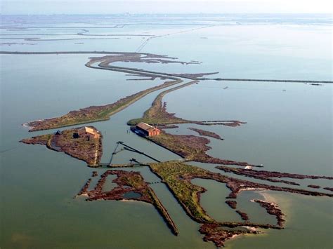 Foto Aerea Valle Con Lavoriero Parco Del Delta Del Po