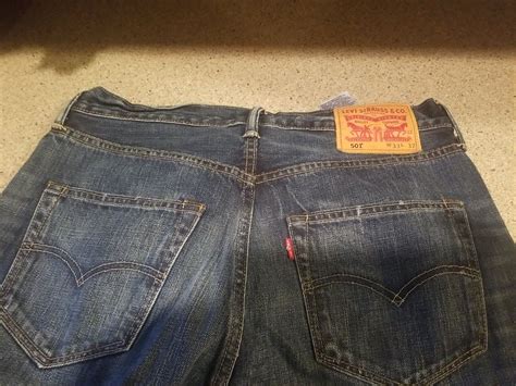 Levis 501 Leg Denim Jeans 33x32 Tag Button Fly Wash Gem