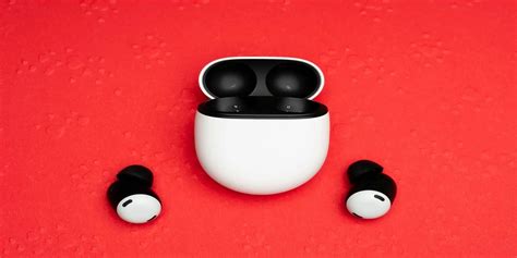 True Wireless Stereo Earbuds Trends To Stock Up On