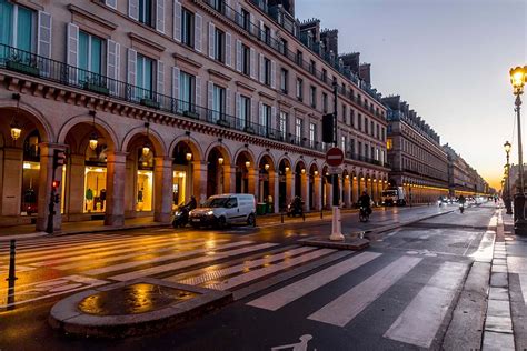 Paris Une Jeune Femme De 20 Ans Victime D Un Viol Rue De Rivoli L