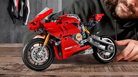 Lego Technic Ducati Panigale V R Offiziell Vorgestellt