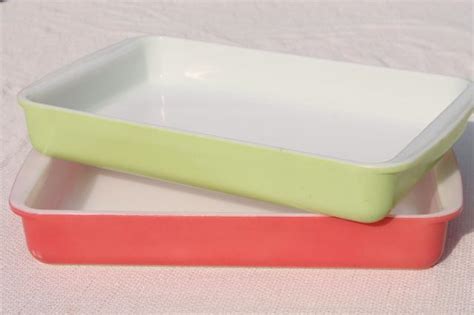 1950s vintage Pyrex 232 lime green & flamingo pink large rectangle baking pans