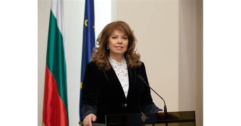 Йотова за ветото: Мотивите на президента са достатъчно категорични
