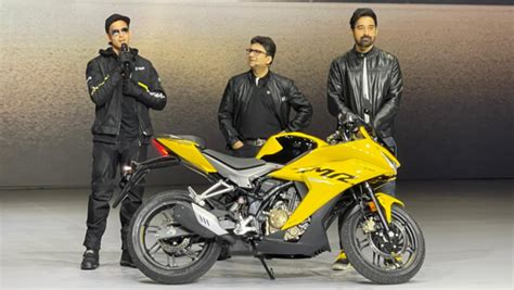 2023 Hero Karizma Xmr Launched Top Things To Know About This Bajaj