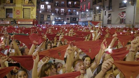 V Deo Pamplona Dice Adi S A Las Fiestas De San Ferm N De Cantando