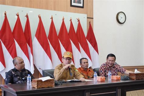 Penandatangan Nphd Pemkab Pakpak Bharat Kpu Dan Bawaslu Nasional Detik