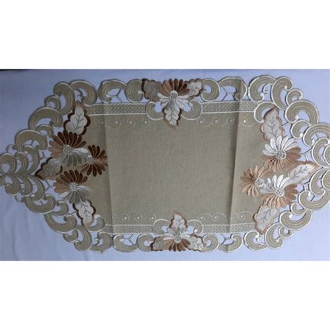 Linha Floral Caminho De Mesa Rendado Lima 0 40X0 90cm Bege Submarino