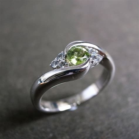 Peridot Engagement Ring - Etsy