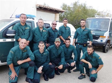 El Geas De La Guardia Civil Reanuda La B Squeda Por Mar Del Peque O